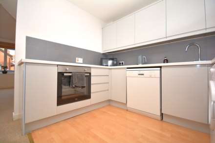 Station Road, Amersham HP7, Image 6