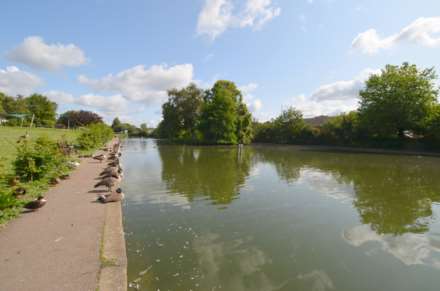 High Street, Chesham HP5, Image 9