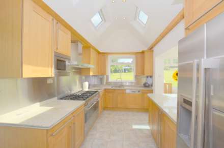 Bois Moor Road, Chesham HP5, Image 4