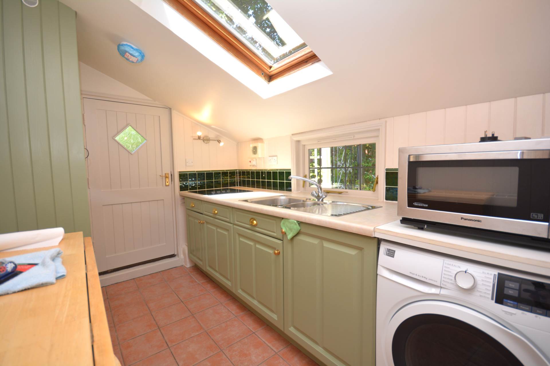 Chiltern Road, Chesham Bois HP6, Image 2