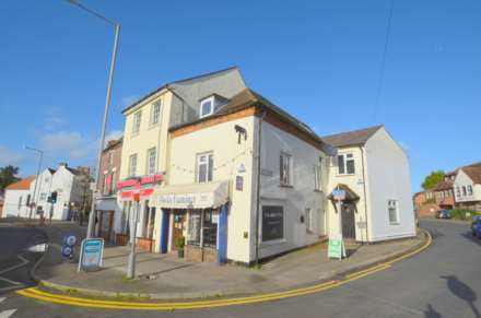 1 Bedroom Studio, East Street, Chesham HP5