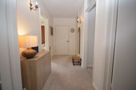 Eskdale Lodge, Amersham, Image 5