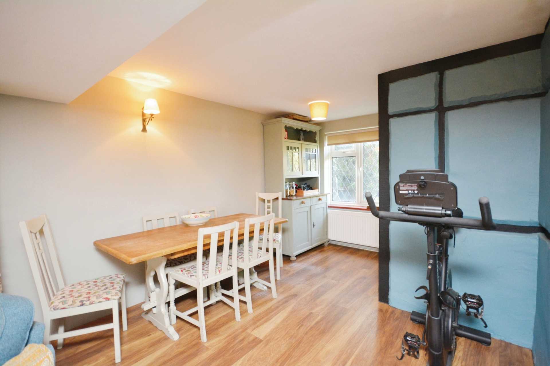 The Row, Winchmore Hill, HP7, Image 4