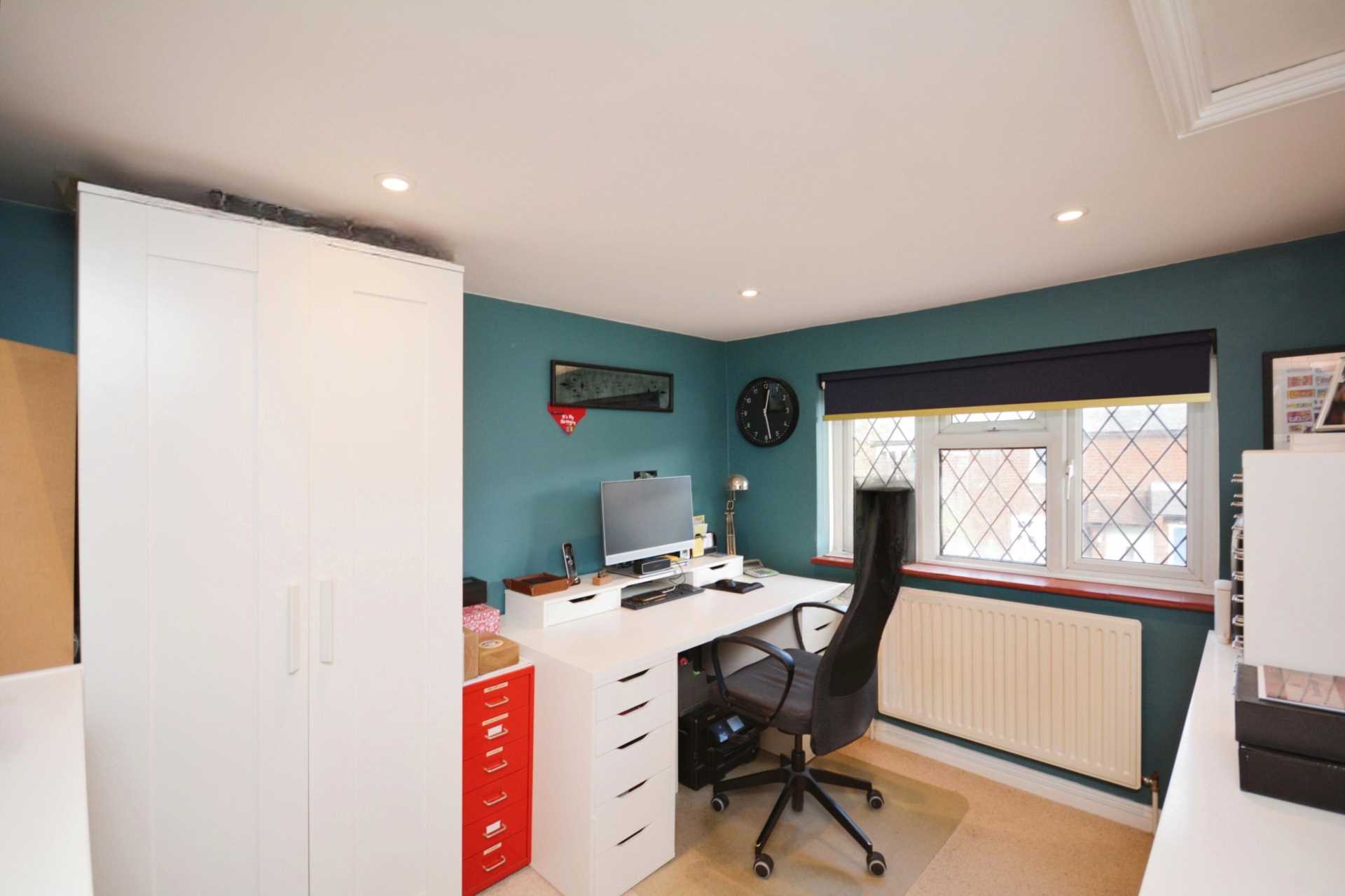 The Row, Winchmore Hill, HP7, Image 8