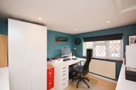 The Row, Winchmore Hill, HP7, Image 8