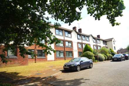 Property For Rent Woodley Court, Amersham