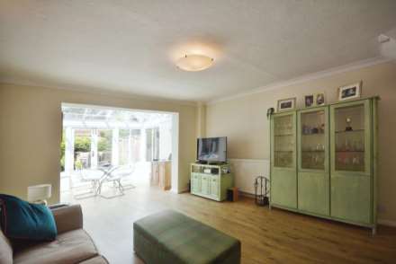 High Street, Old Amersham HP7, Image 3