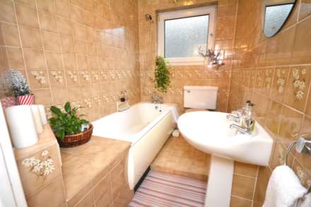 Station Road, Amersham, Image 14