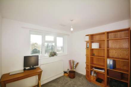 Acres End, Amersham, Image 11