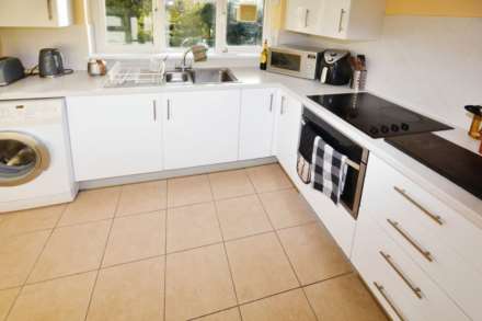 Acres End, Amersham, Image 7