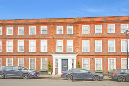 Elmodesham House, Amersham