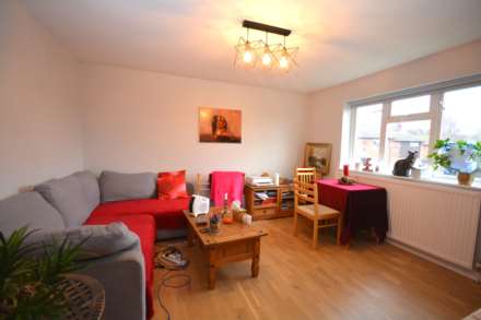 Quarrendon Road, Amersham, Image 2