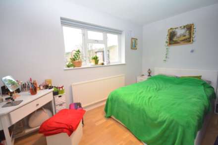 Quarrendon Road, Amersham, Image 4