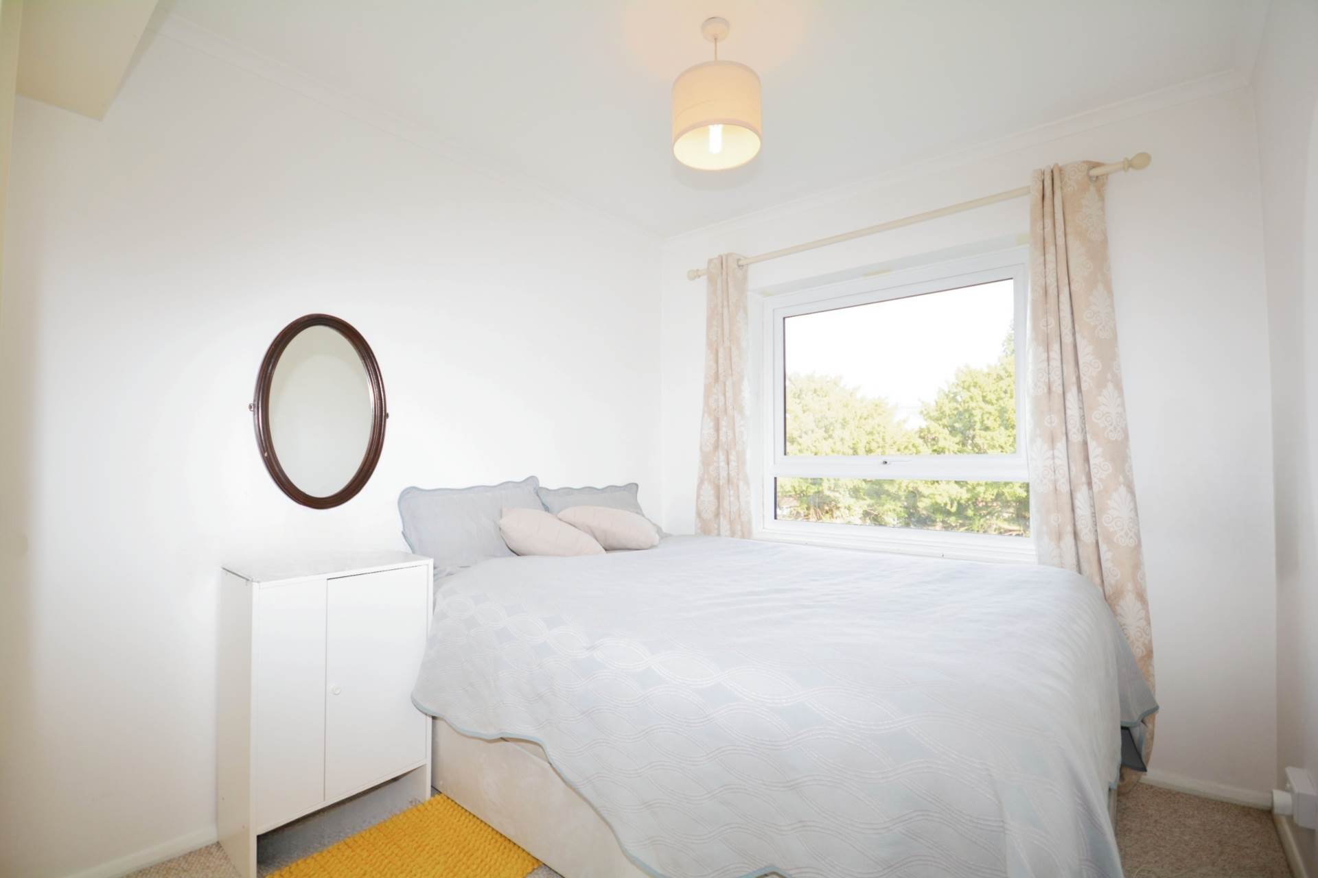 Bray Court, Amersham, Image 7