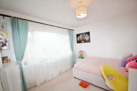Bray Court, Amersham, Image 6