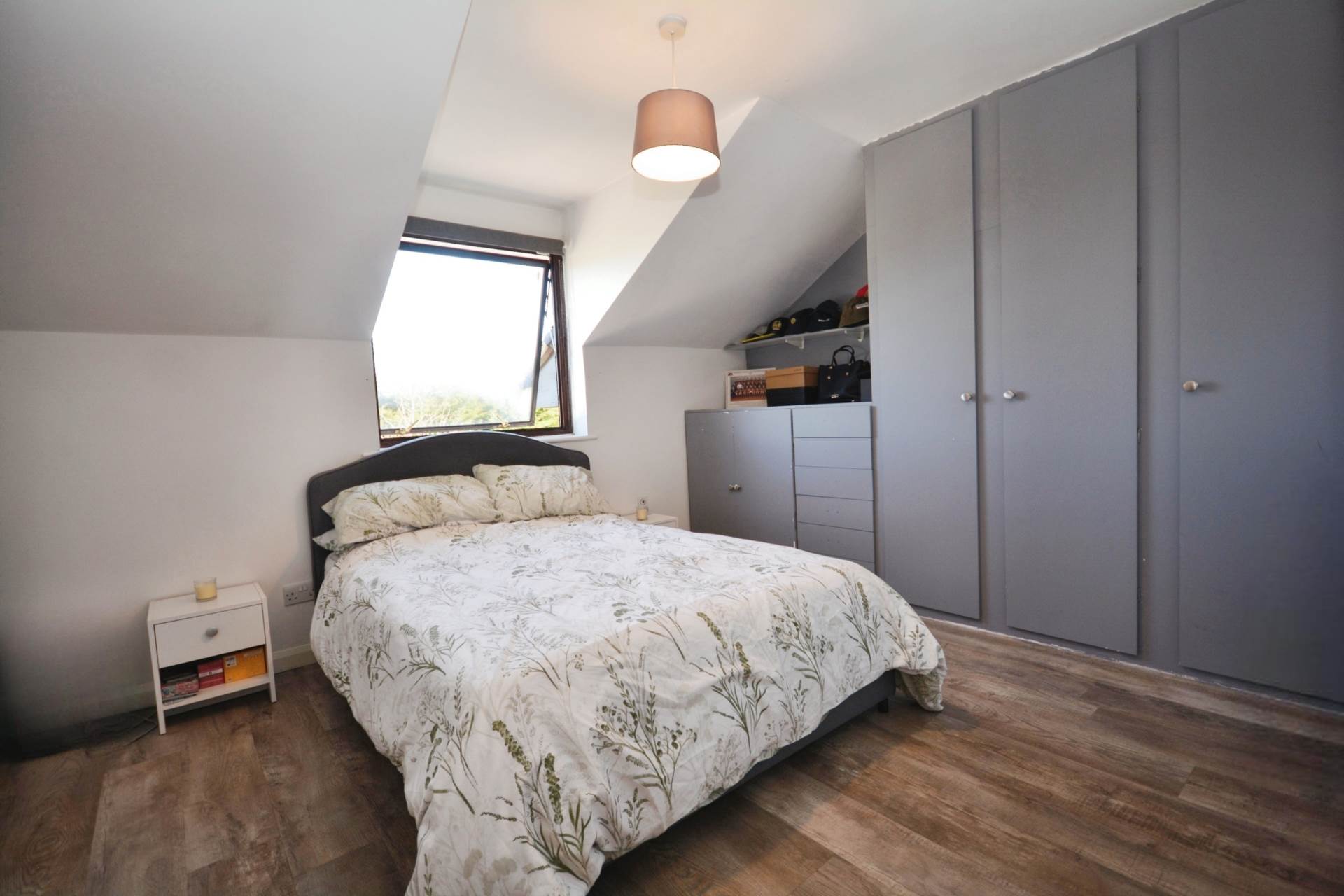 Woodley Court, Amersham, Image 7