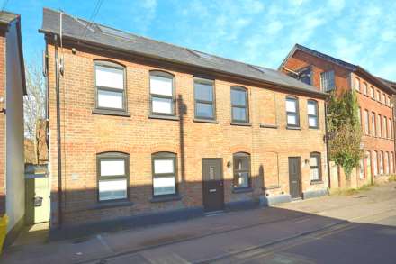 Higham Road, Chesham, Image 1