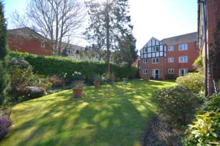 Archer Court, Amersham, Image 9