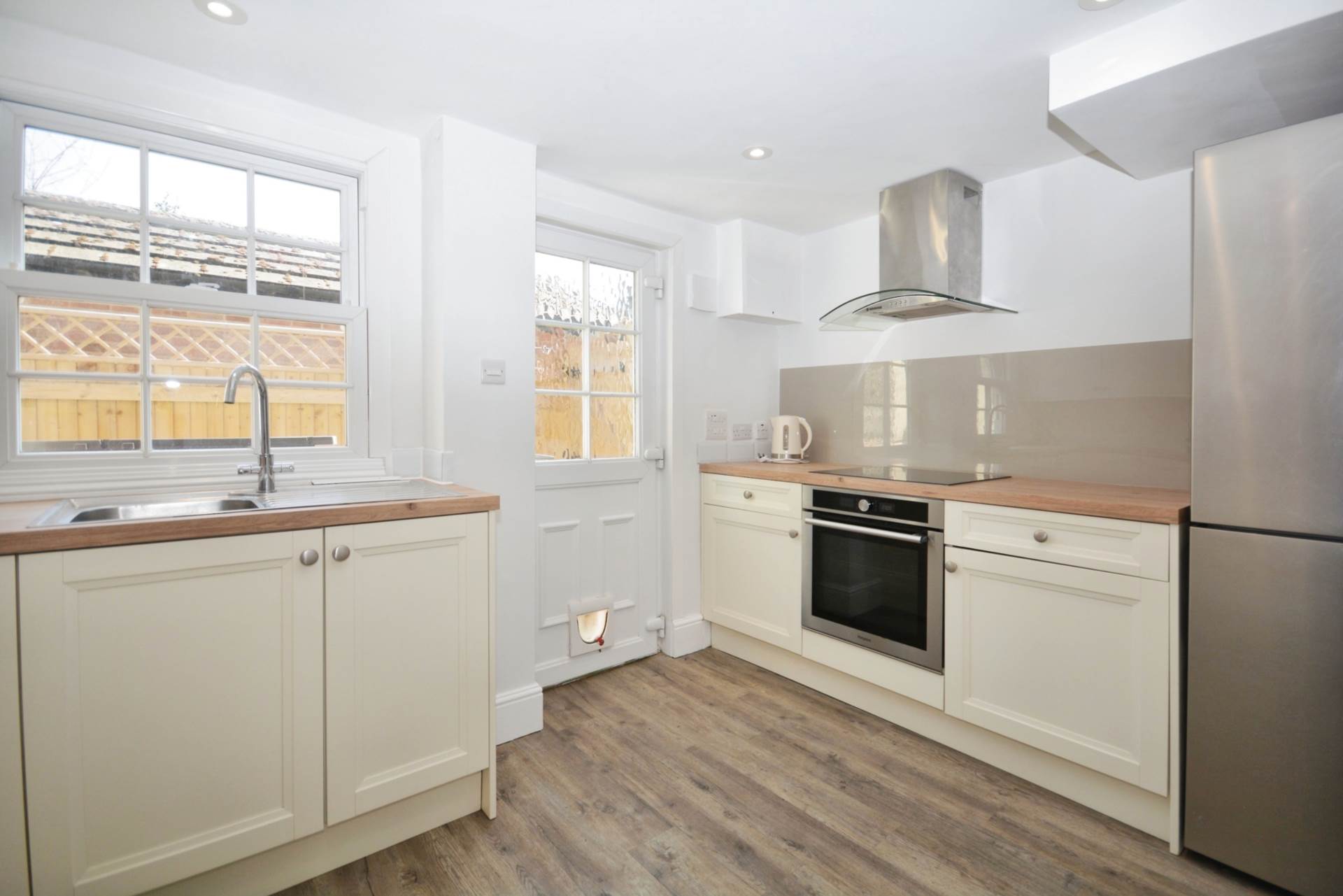 West Passage, Tring, Image 4