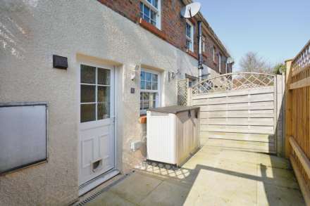West Passage, Tring, Image 11