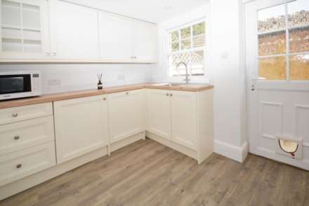 West Passage, Tring, Image 5