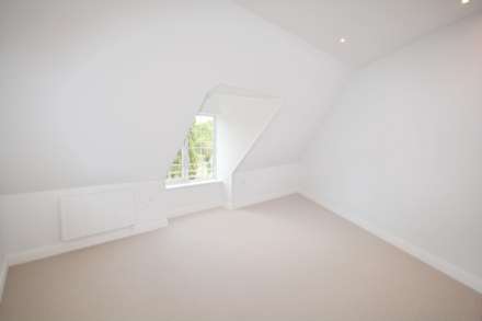 Sycamore Road, Amersham, Image 6
