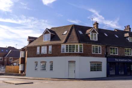 Sycamore Road, Amersham, Image 8