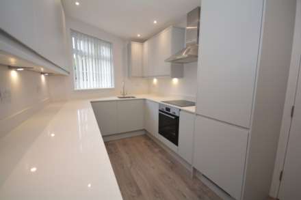 Sycamore Road, Amersham, Image 2
