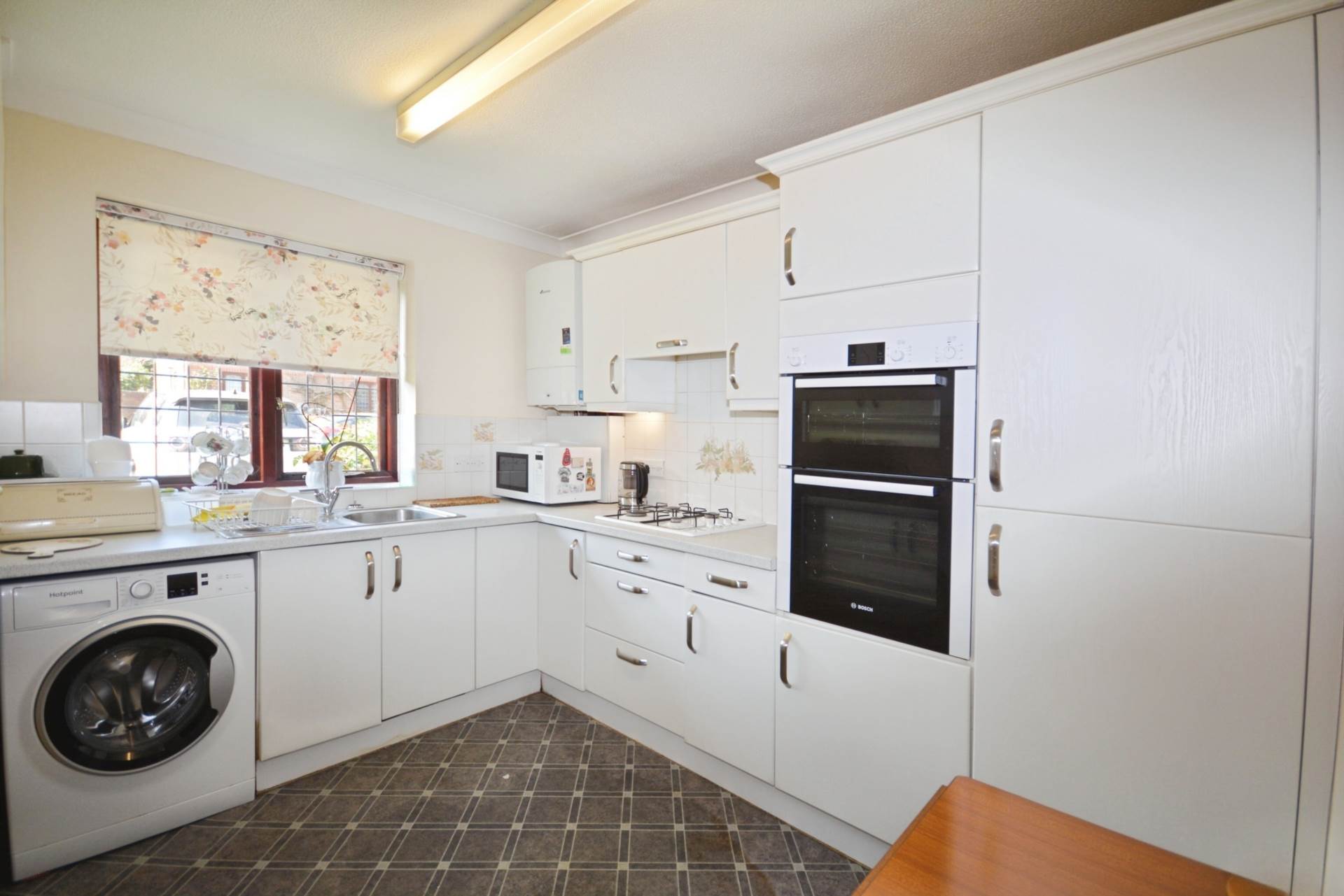 Hervines Court, Amersham, Image 5