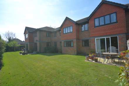 Hervines Court, Amersham, Image 10