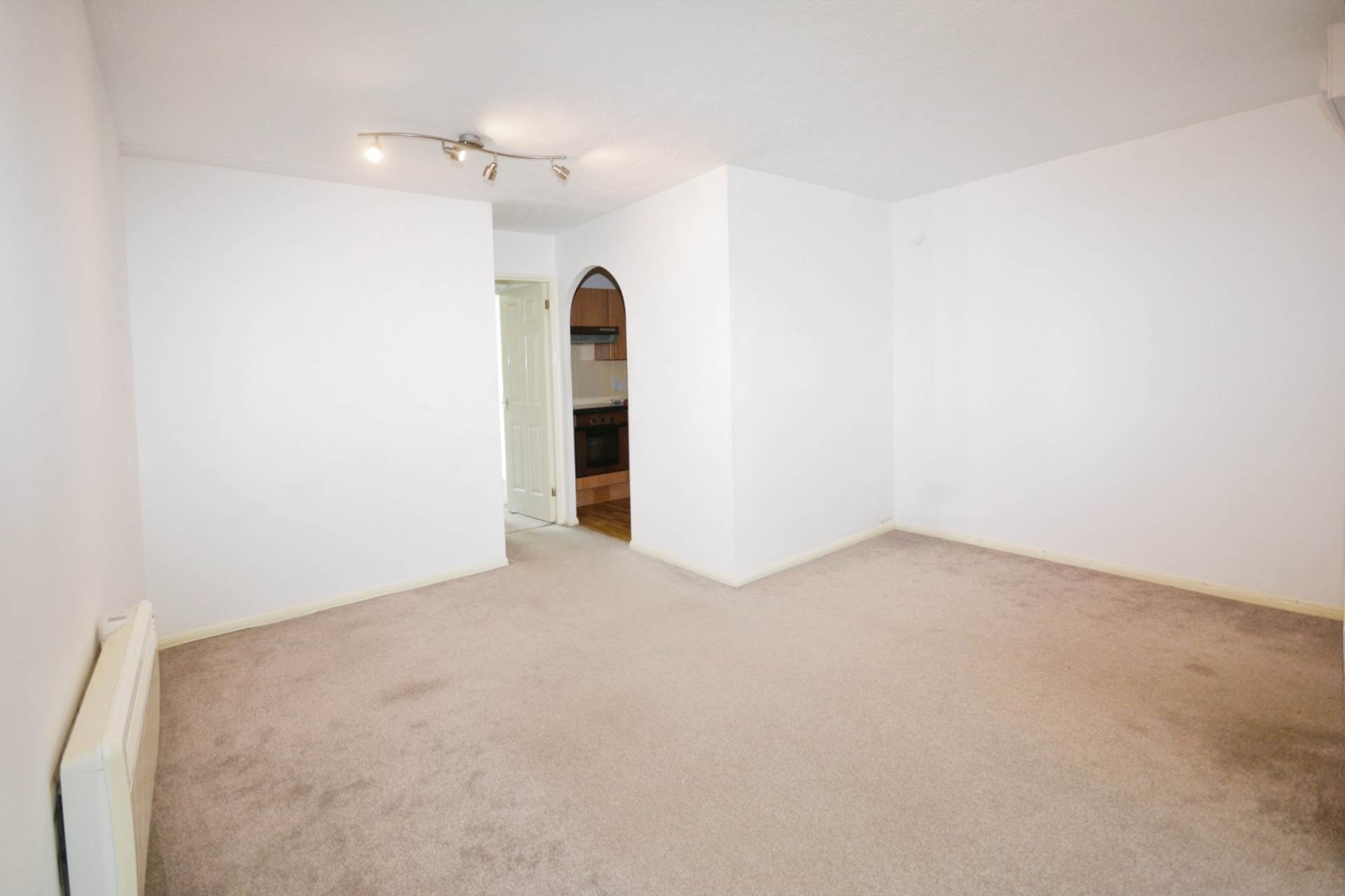Derwent Close, Little Chalfont, Image 3