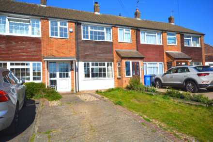 3 Bedroom Terrace, Stubbs End Close, Amersham