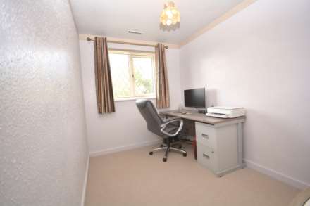 Lincoln Park, Amersham, Image 11