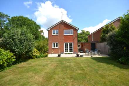 Lincoln Park, Amersham, Image 12