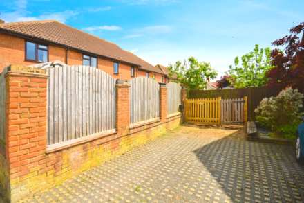Old School Cottages, Whelpley Hill, Image 11
