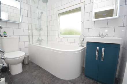 Station Road, Amersham., Image 9