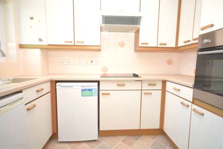 Archer Court, Chesham Road, Image 6