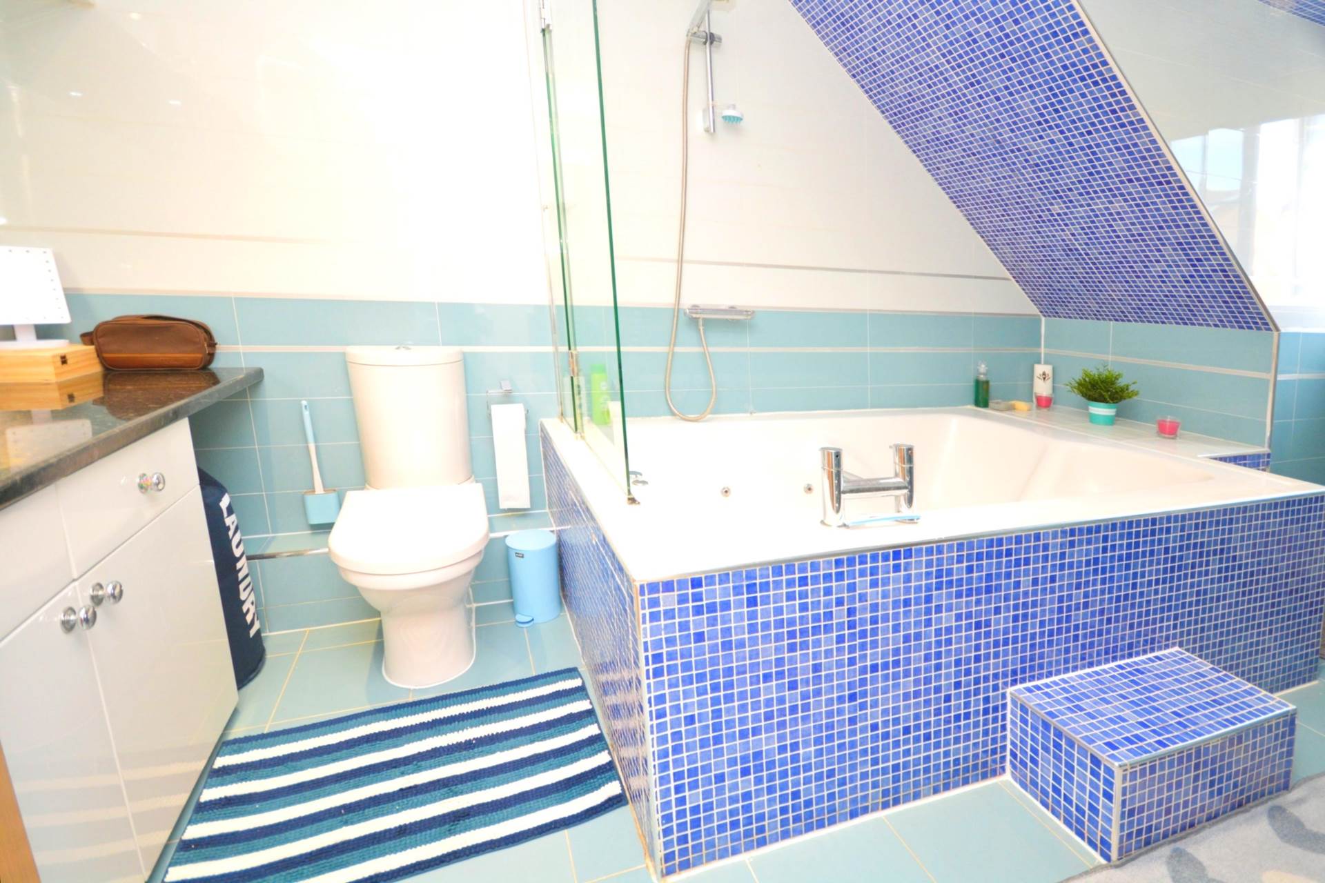 Waterside, Chesham, Image 12
