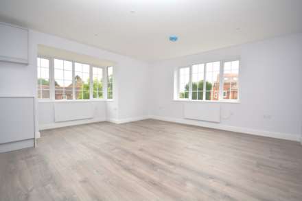 Sycamore Road, Amersham, Image 3