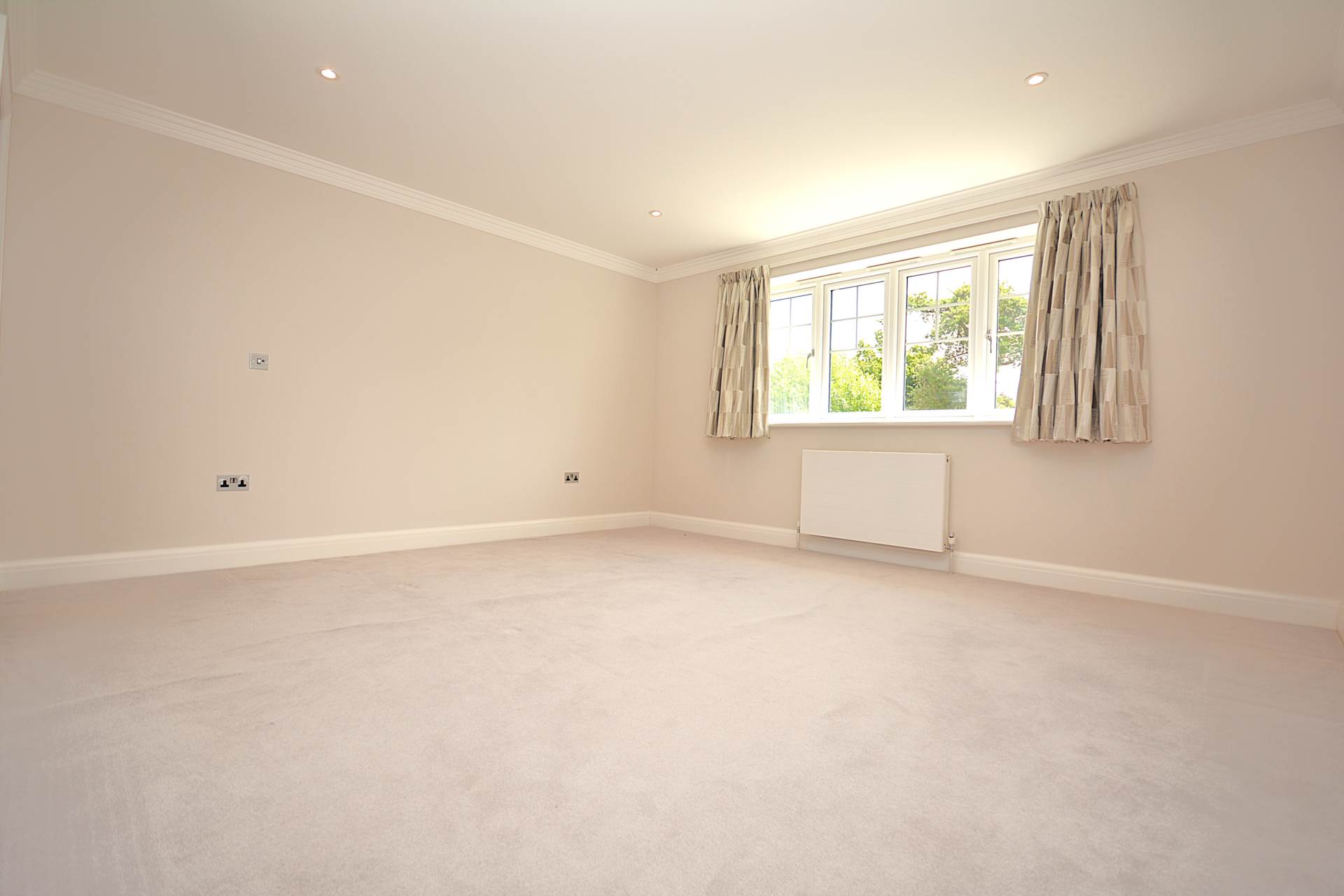 Mitchell Walk, Amersham, Image 16