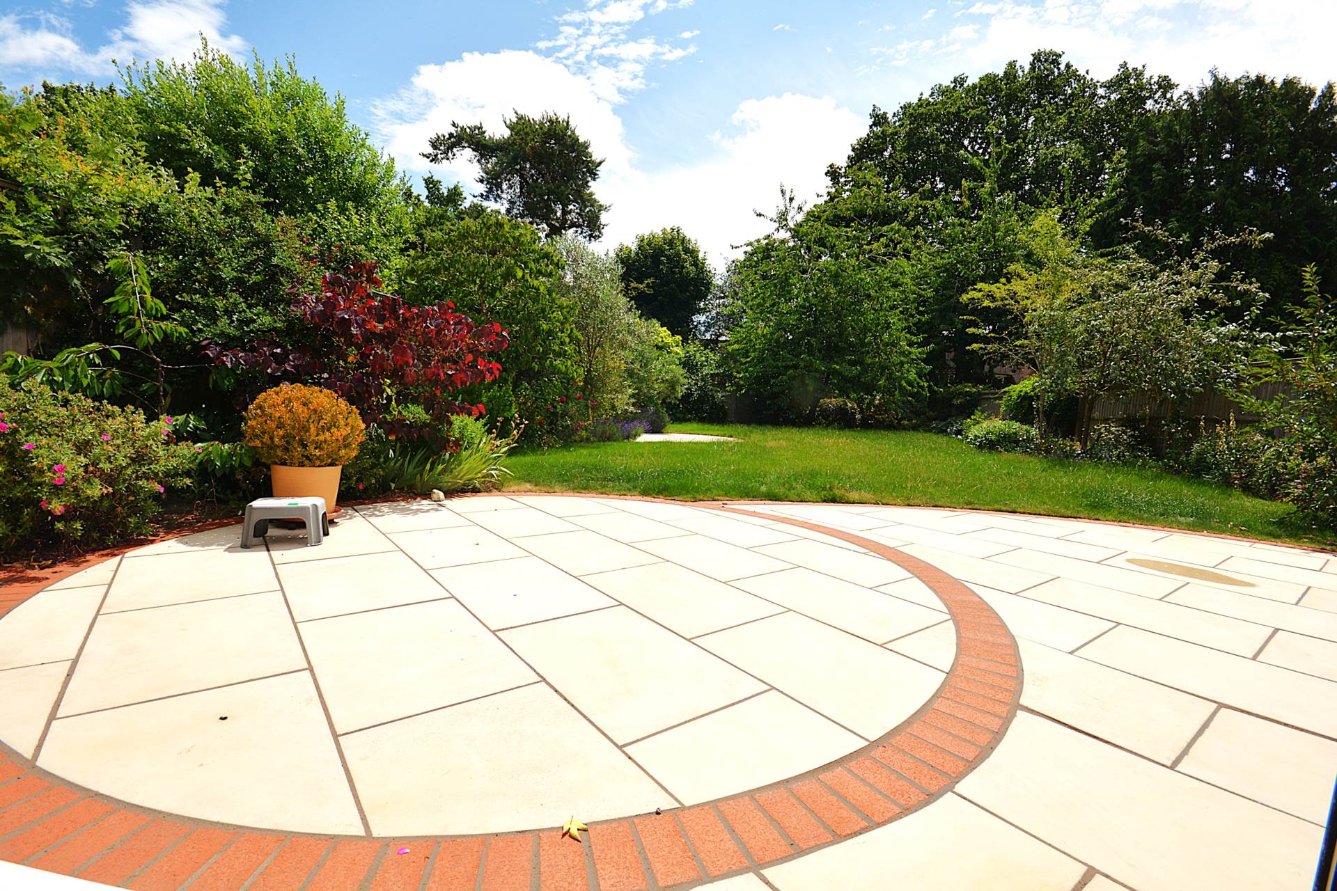 Mitchell Walk, Amersham, Image 22