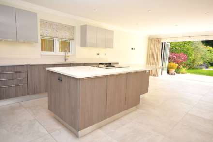 Mitchell Walk, Amersham, Image 5