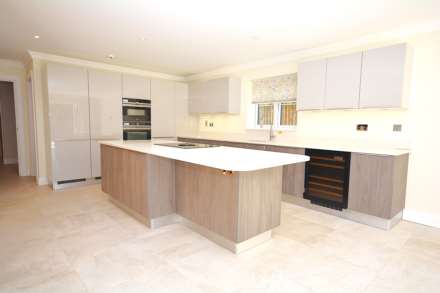 Mitchell Walk, Amersham, Image 6