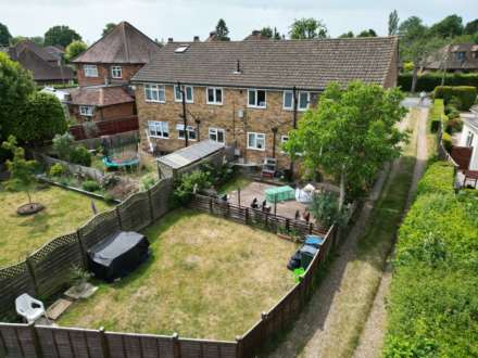 Berkeley Avenue, Chesham, Image 3