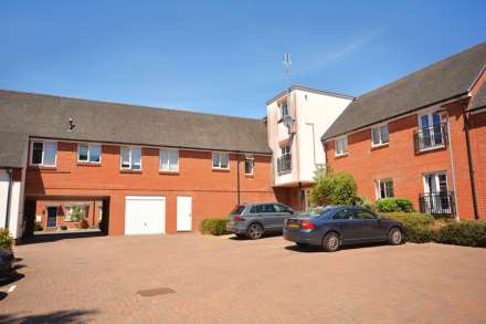 Old Saw Mill Place, Amersham, Image 11