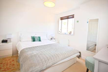 Old Saw Mill Place, Amersham, Image 7