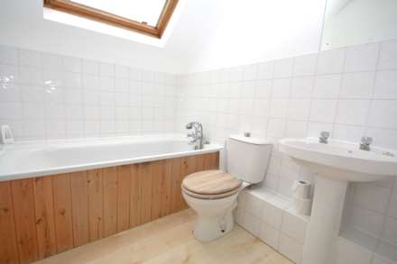 Highview Court, Eskdale Avenue, Chesham, Image 5