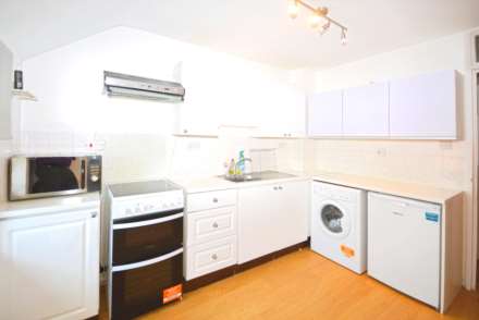 Stoney Grove, Chesham, Image 3