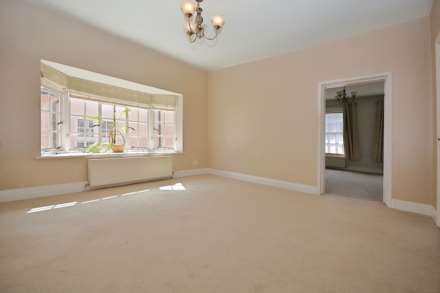 High Street, Amersham, Image 12