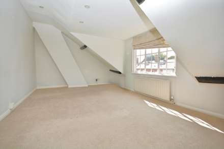 High Street, Amersham, Image 15